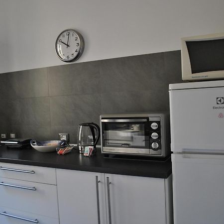 Waterfront Apartment La Spezia Exterior photo